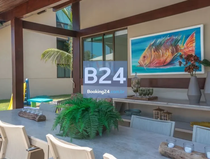 Bangalô 4 quartos beira-mar + serviços.