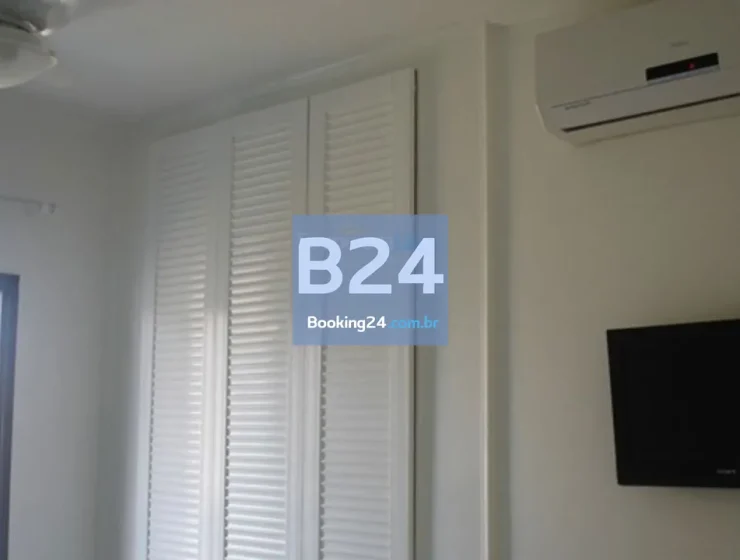 Flat no guarujá a 70m da praia. o melhor de pitangueiras.