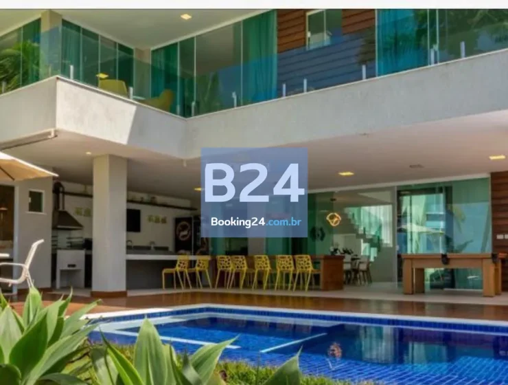 Casa de luxo em frente a praia “pe na areia” em guarajuba -ba