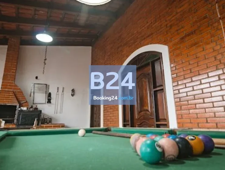 Casa a 5min da praia grande até 30 pessoas