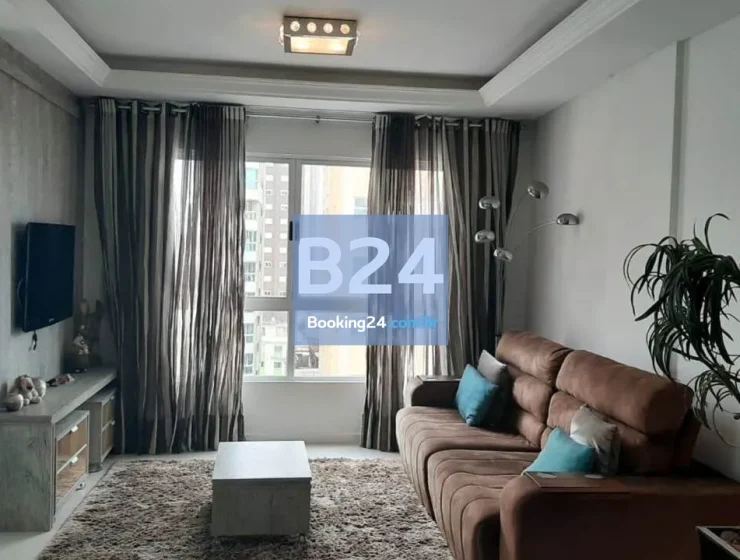 Apartamento com 03 dormitórios na segunda quadra