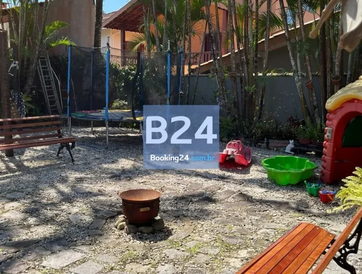 Casa aconchegante em condomínio fechado, perfeito para a família