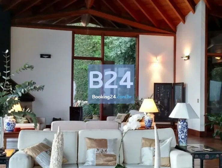 Mansão 5 suites com acesso direto e privativo a praia da joatinga